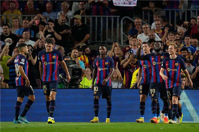 لاعبو برشلونة
