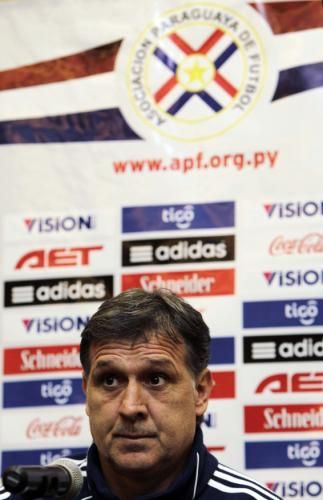 2011-07-23t002810z_01_asu18_rtridsp_3_soccer-copa_reuters