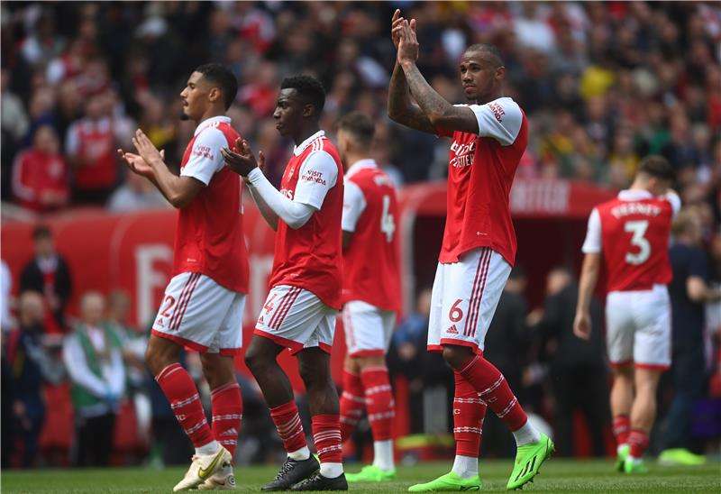 لاعبو آرسنال