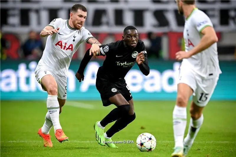 ?i=epa%2fsoccer%2f2022-10%2f2022-10-04%2f2022-10-04-10223678_epa