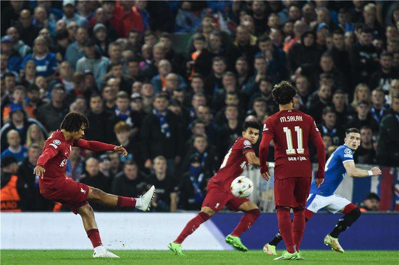 لحظة هدف ترينت ألكسندر أرنولد