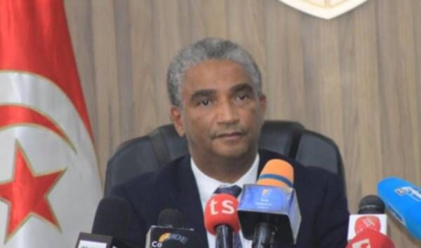 كمال دقيش خلال المؤتمر الصحفي