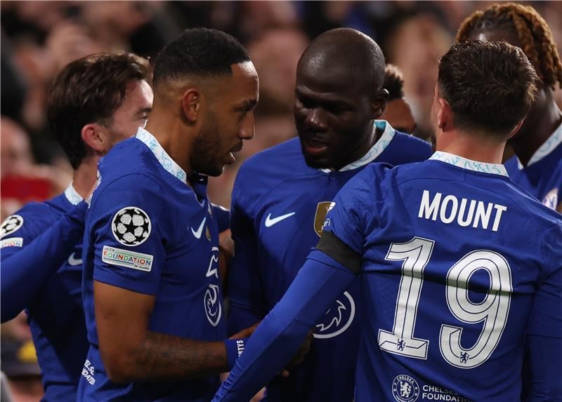 لاعبو تشيلسي