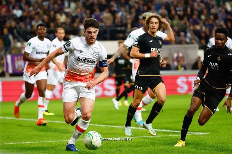 ?i=epa%2fsoccer%2f2022-10%2f2022-10-06%2f2022-10-06-10227602_epa