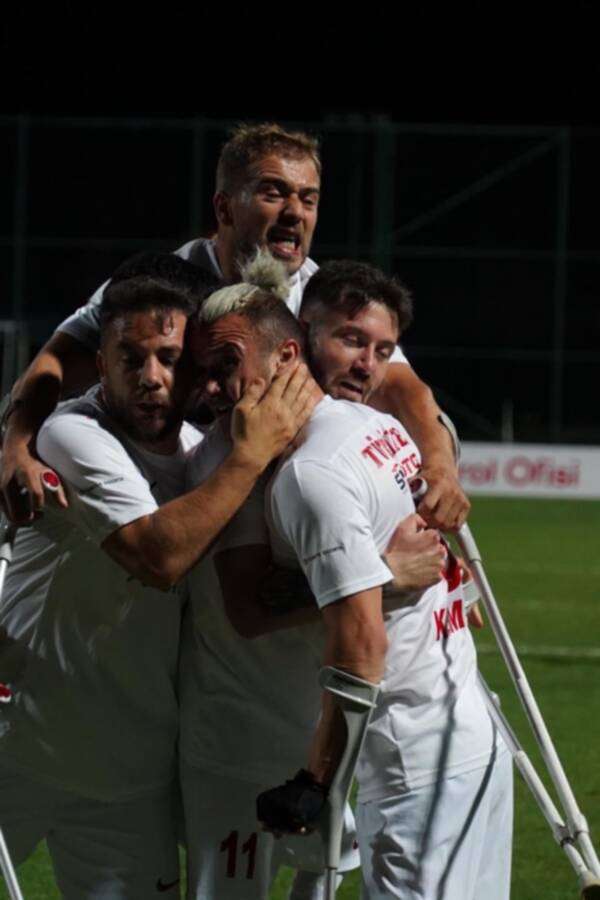 منتخب تركيا لمبتوري الأطراف