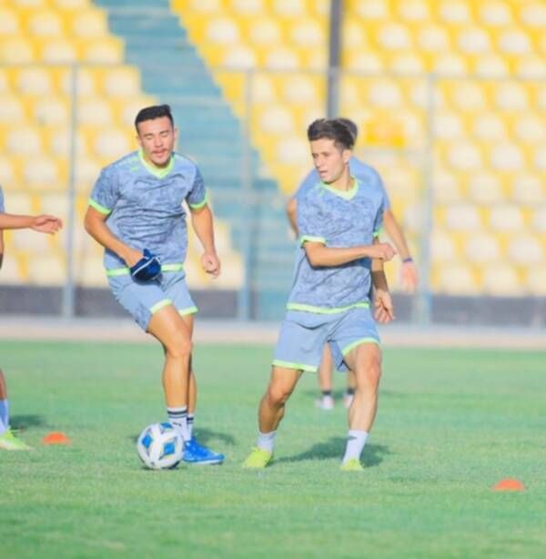 جانب من تدريبات الفريق