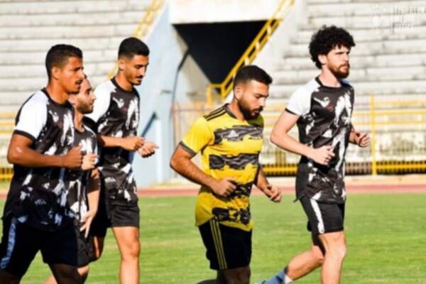 عدد من لاعبي تشرين