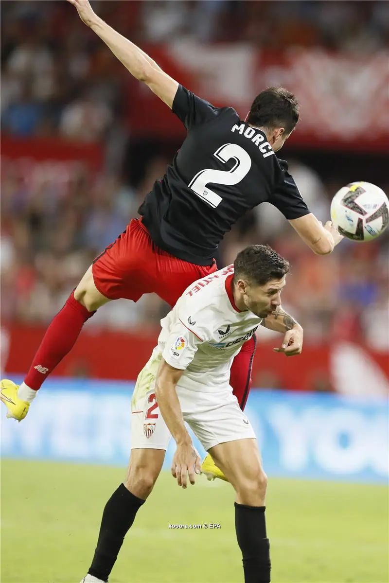 ?i=epa%2fsoccer%2f2022-10%2f2022-10-08%2f2022-10-08-10231530_epa