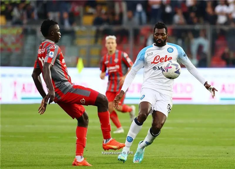 ?i=epa%2fsoccer%2f2022-10%2f2022-10-09%2f2022-10-09-10233275_epa