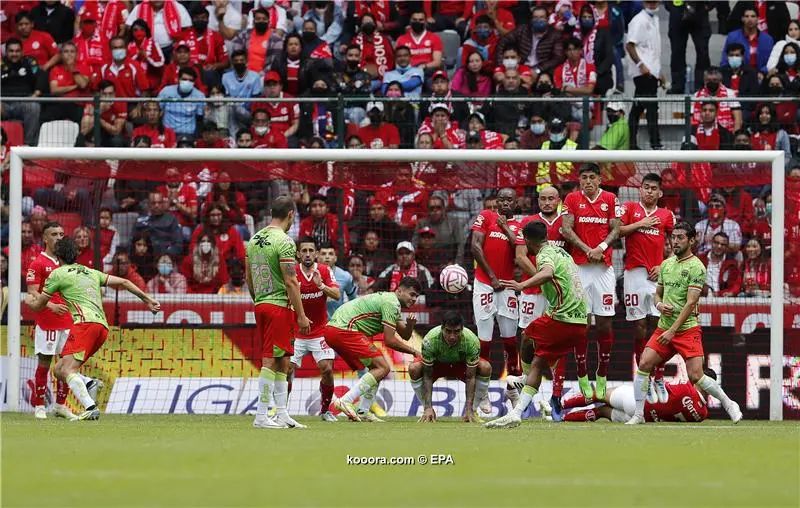 ?i=epa%2fsoccer%2f2022-10%2f2022-10-09%2f2022-10-09-10233435_epa