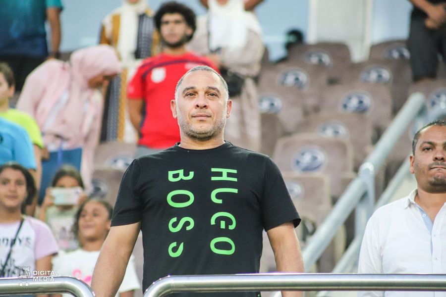 أيمن الشريعي