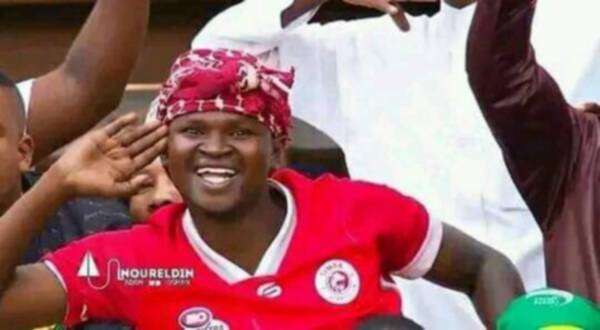 جانب من الحضور الجماهيري