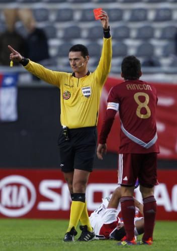 2011-07-23t203522z_01_srr15_rtridsp_3_soccer-copa_reuters