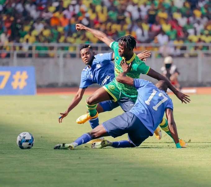 من مواجهة الذهاب بين الهلال ويانج أفريكانز