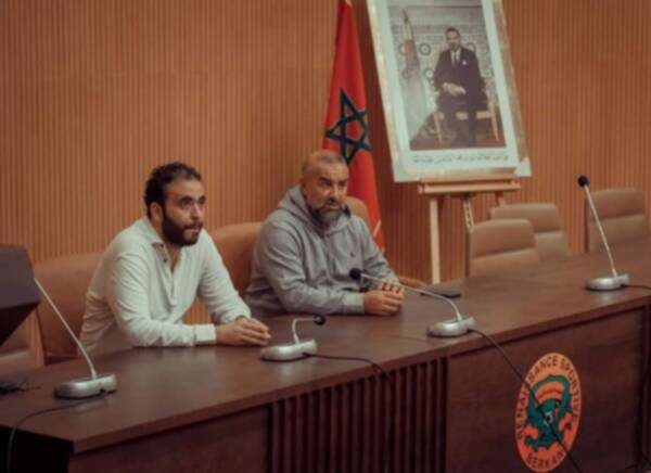 من الاجتماع