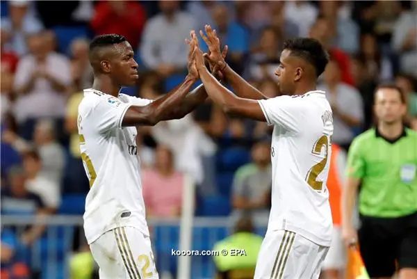 ?i=epa%2fsoccer%2f2019-09%2f2019-09-25%2f2019-09-25-07869501_epa