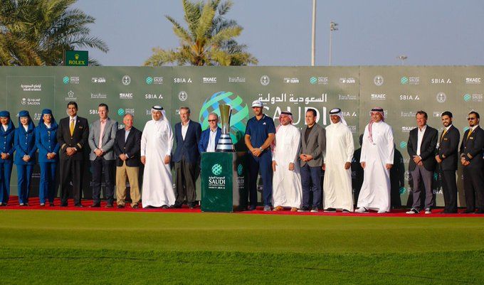 تتويج سابق لداستن جونسون