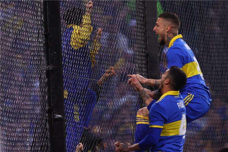 لاعبو بوكا جونيورز