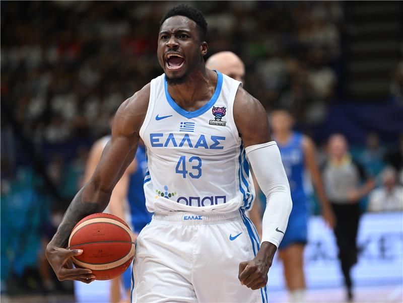 جيانيس انتيتوكونمبو