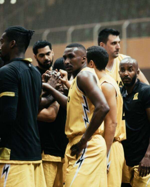 من الدوري السعودي للسلة