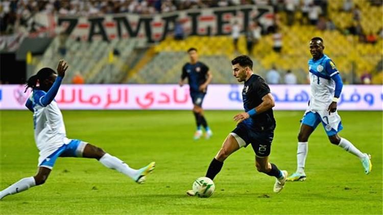 جانب من مواجهة الزمالك وفلامبو الأخيرة