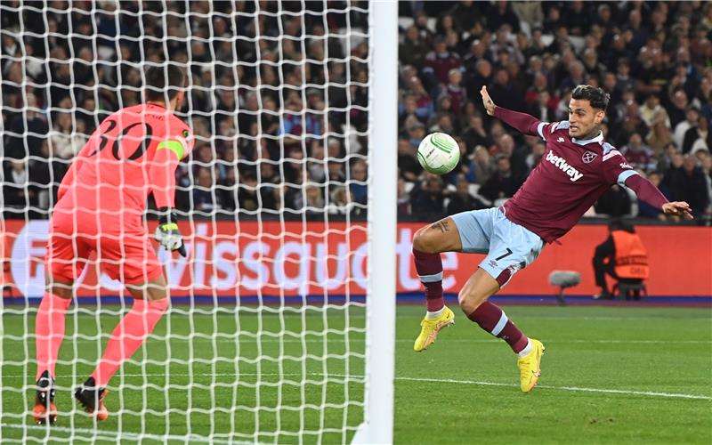 من مباراة وست هام وأندرلخت