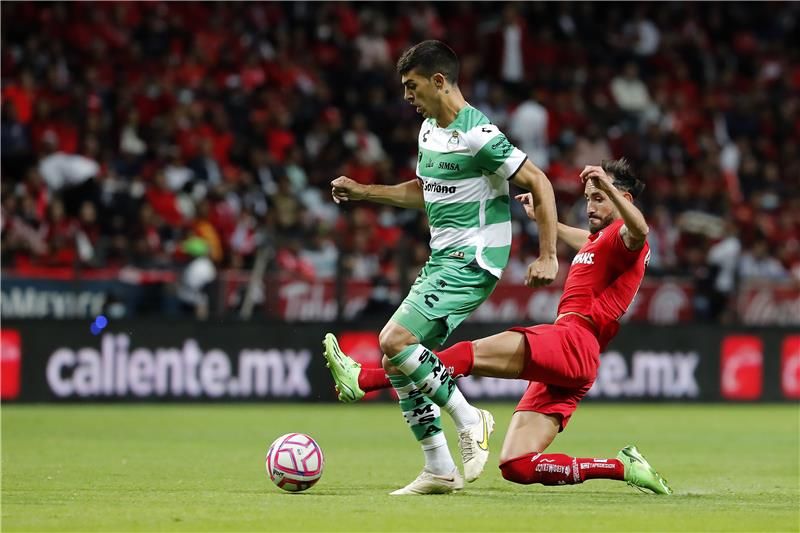 من مواجهة تولوكا وسانتوس