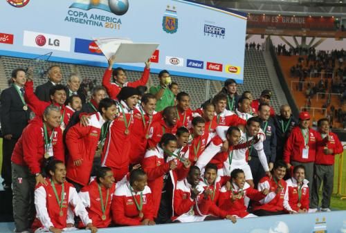 2011-07-23t224703z_01_sfr66_rtridsp_3_soccer-copa_reuters