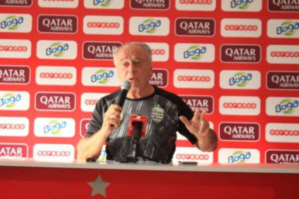 من المؤتمر الصحفي