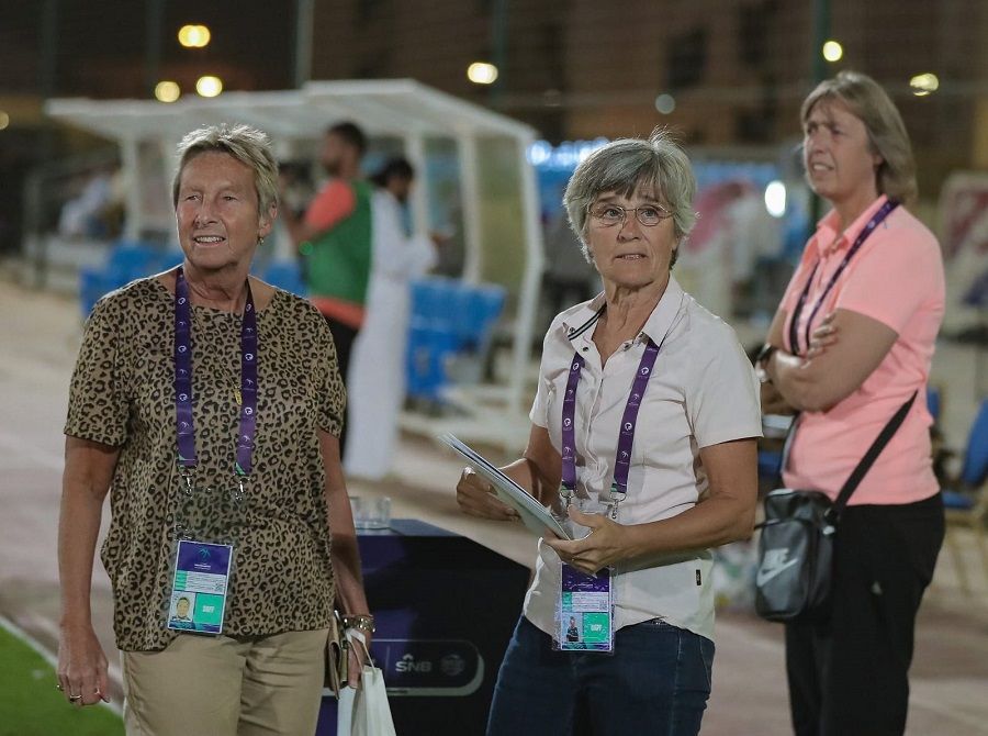 مونيكا ستاب