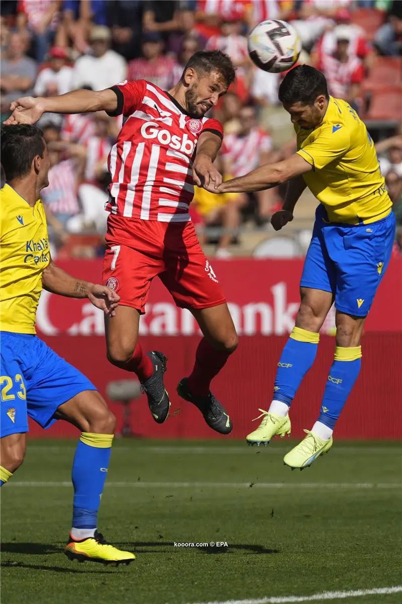 ?i=epa%2fsoccer%2f2022-10%2f2022-10-15%2f2022-10-15-10245159_epa