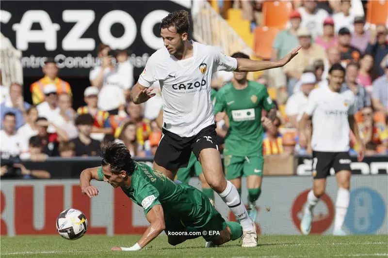 ?i=epa%2fsoccer%2f2022-10%2f2022-10-15%2f2022-10-15-10245252_epa