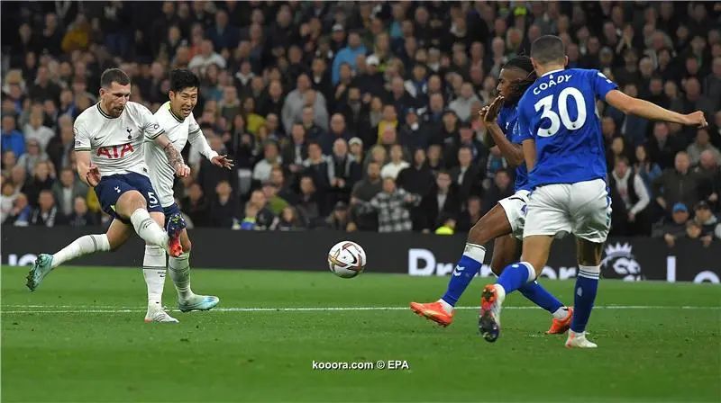 ?i=epa%2fsoccer%2f2022-10%2f2022-10-15%2f2022-10-15-10245701_epa