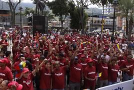 جماهير فنزويلا عند استقبالها لاعبي منتخبها