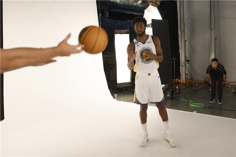 أندرو ويجينز