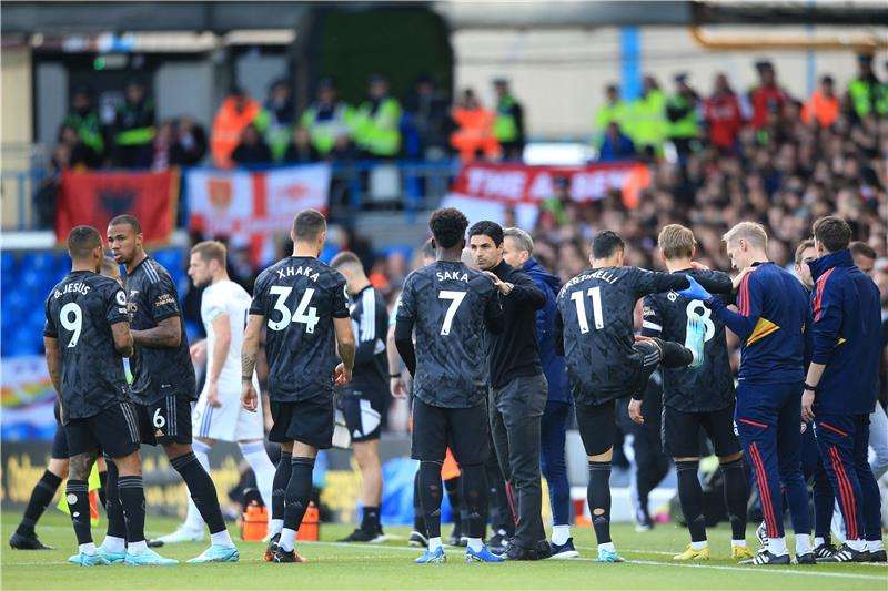 من ملعب المباراة