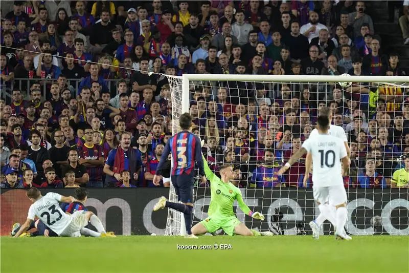 ?i=epa%2fsoccer%2f2022-10%2f2022-10-12%2f2022-10-12-10239564_epa