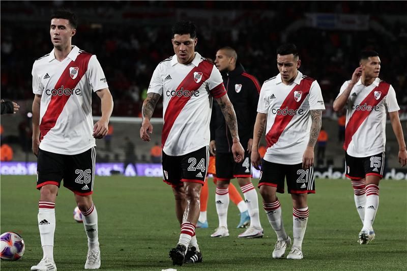 لاعبو ريفر بليت