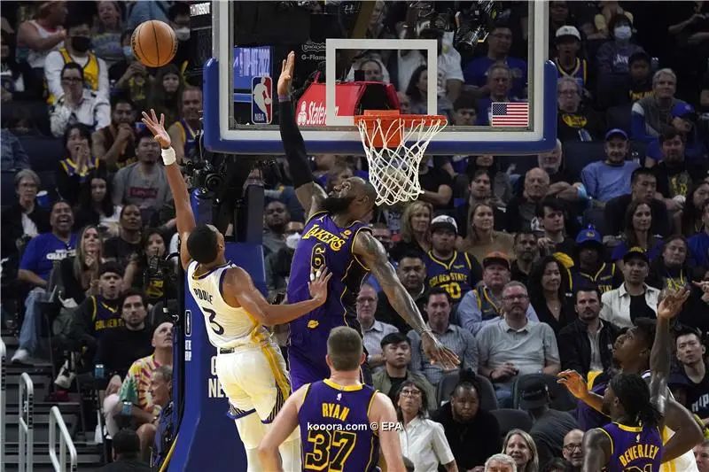 ?i=epa%2fbasketball%2f2022-10%2f2022-10-19-10251908_epa