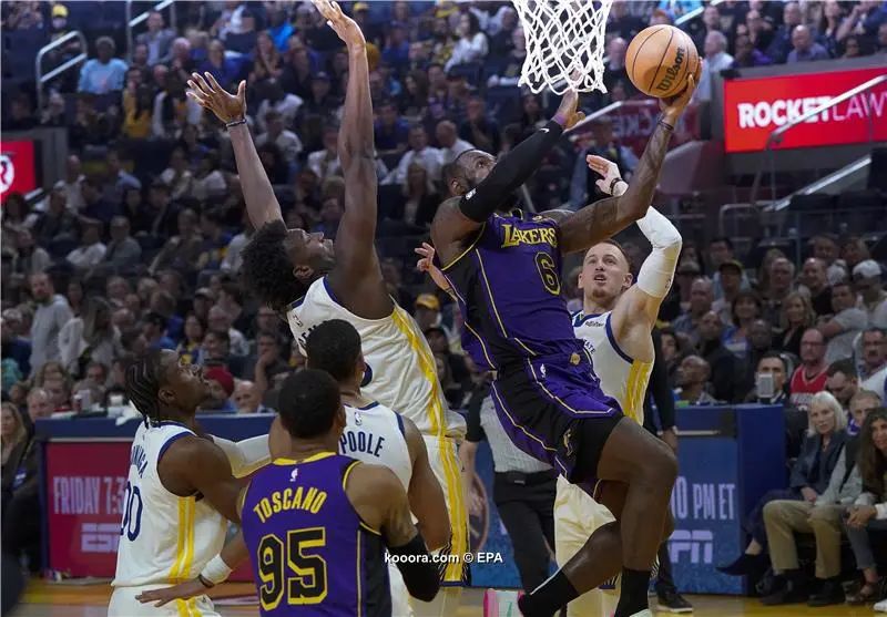 ?i=epa%2fbasketball%2f2022-10%2f2022-10-19-10251912_epa