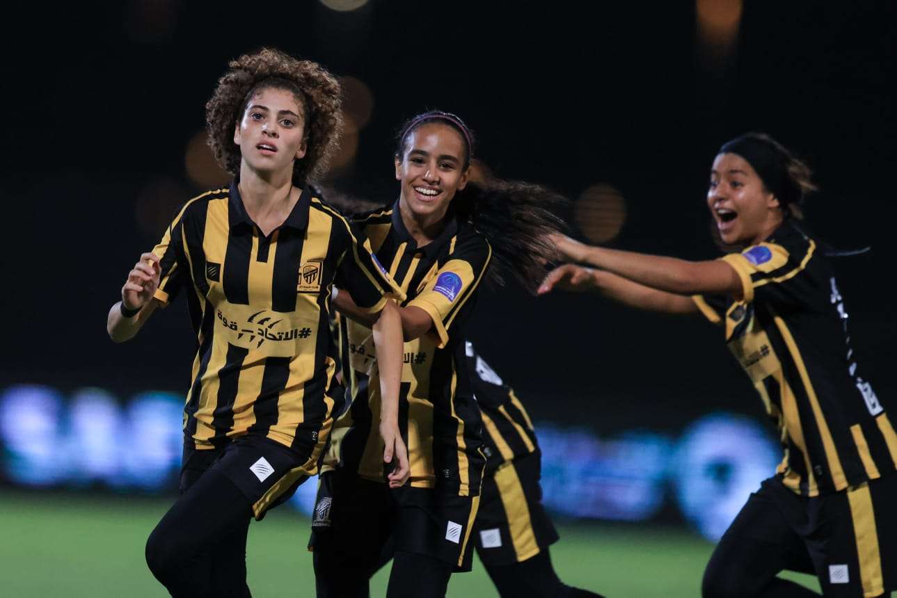 لاعبات فريق الاتحاد