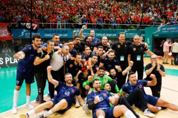 لاعبو الأهلي