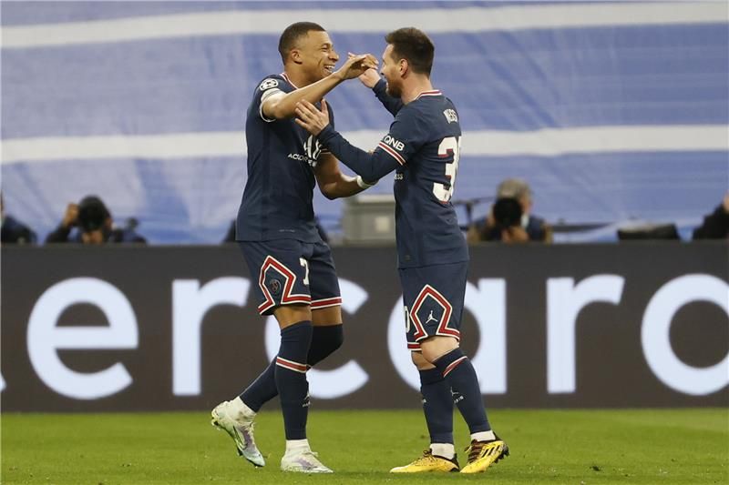 ميسي ومبابي