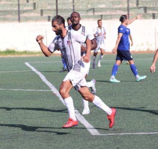 من اللقاء