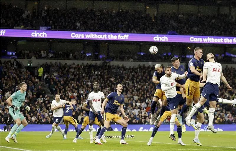 ?i=epa%2fsoccer%2f2022-10%2f2022-10-23%2f2022-10-23-10261282_epa