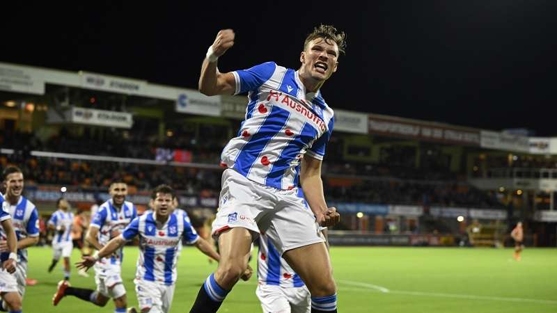 من اللقاء (نقلا عن حساب هيرنفين علي تويتر)