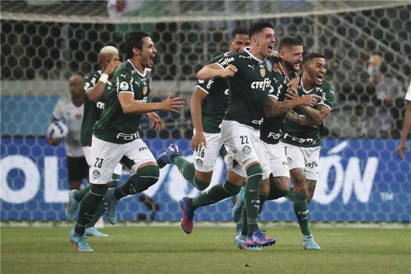 لاعبو بالميراس