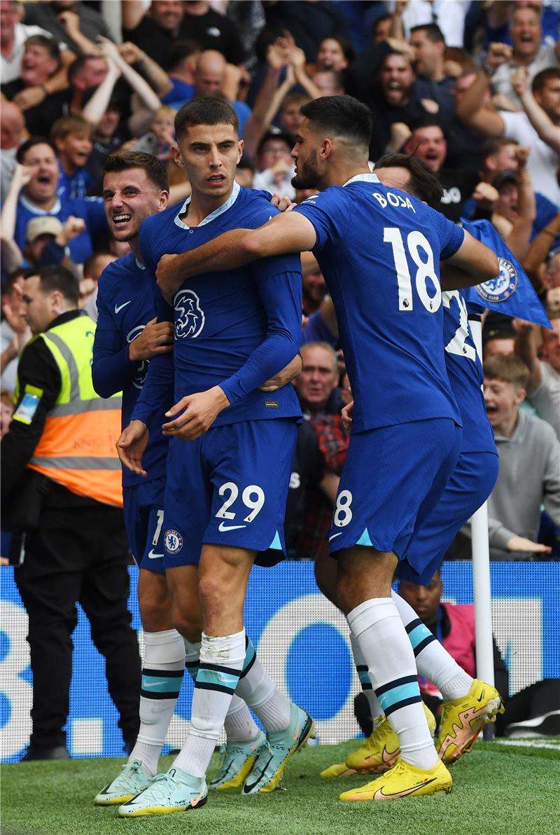 لاعبو تشيلسي