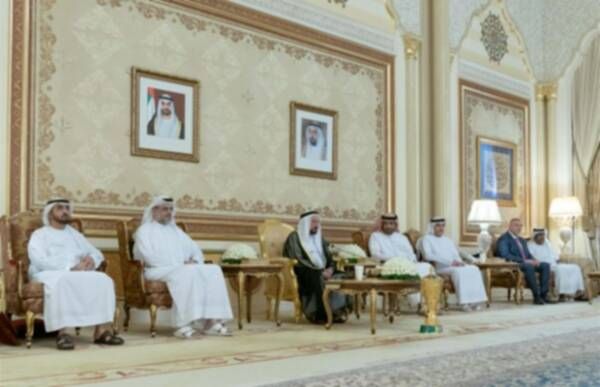 من الاستقبال