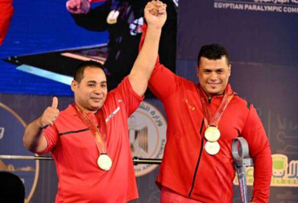 جانب من التتويج